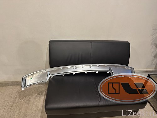 Молдинг заднего бампера zeekr 9X Хром