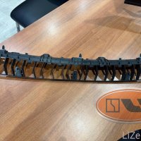 Противоударная вставка заднего бампера zeekr 001
