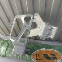 Кронштейн фары правый zeekr 001 рестайлинг 2024