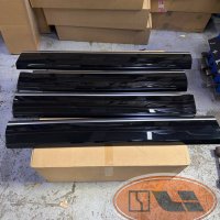 Накладка двери зад правая zeekr 9X черная с хром