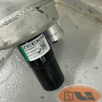 Амортизатор передний правый zeekr 009